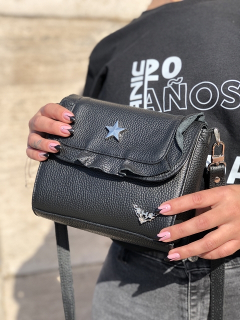 MINI BAG CON SOLAPA Y VOLADOS